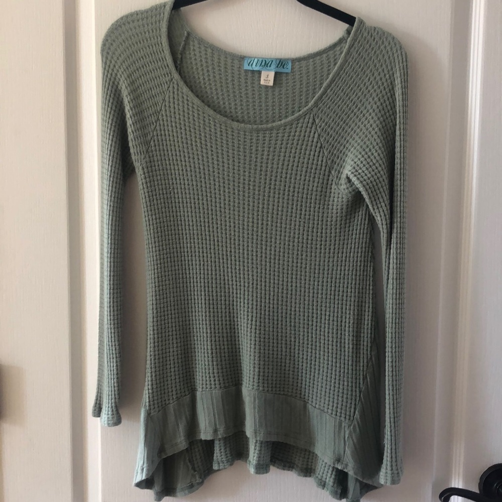 Young ladies long sleeve crew neck shirt size sm